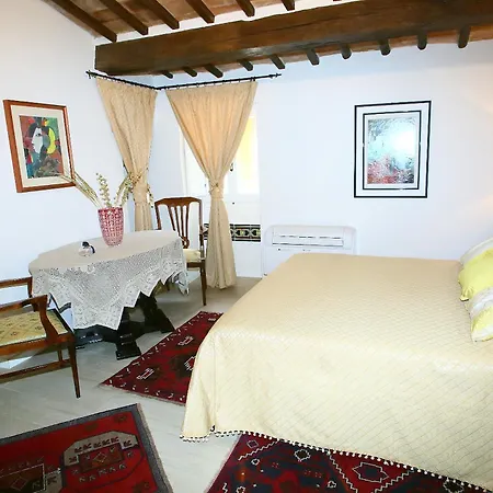 Porta Nuova Bed & Breakfast Todi