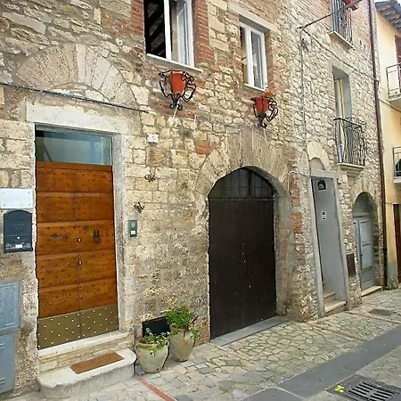 Porta Nuova Todi